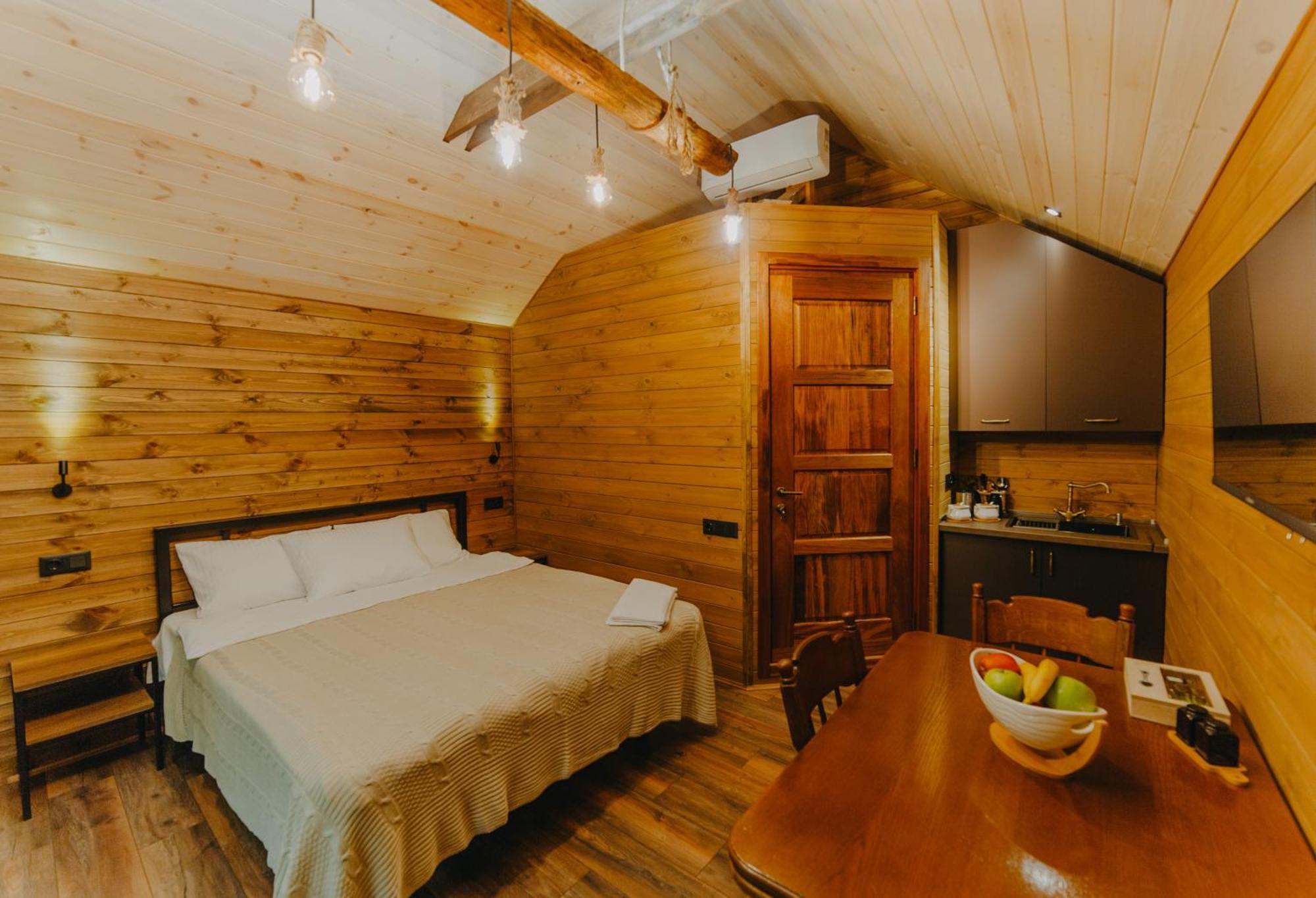 Wanderholic Otel Telavi Dış mekan fotoğraf